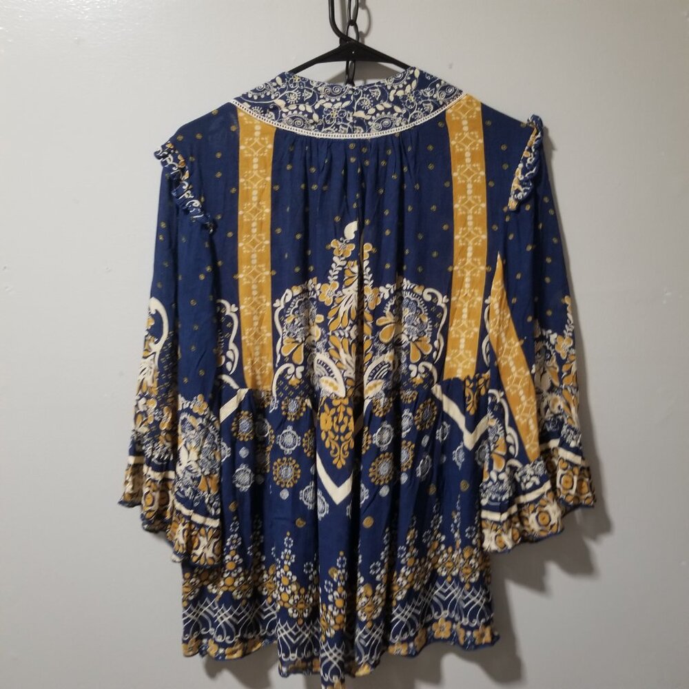 Millenium Hippie Bell Sleeve Top Flowy Boho V-neck Small - Picture 4 of 6